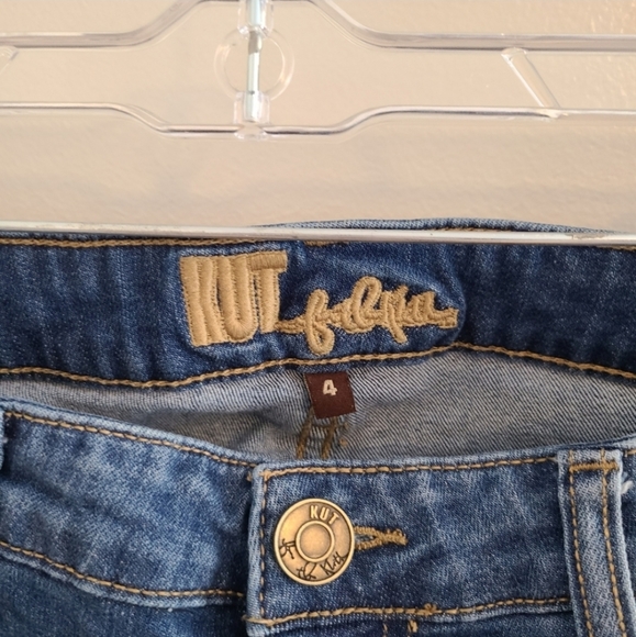 Kut from the Kloth size 4 distressed slim fit jean - Picture 2 of 8
